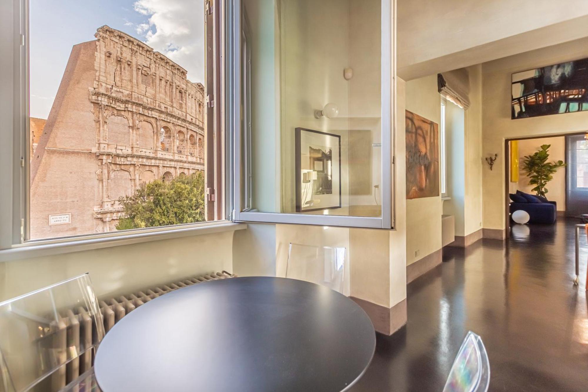 Iconic Apartment With Unique Colosseum View Róma Kültér fotó